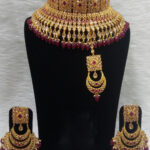 113B Maroon Bridal Wear Necklace Set With Maang Tika