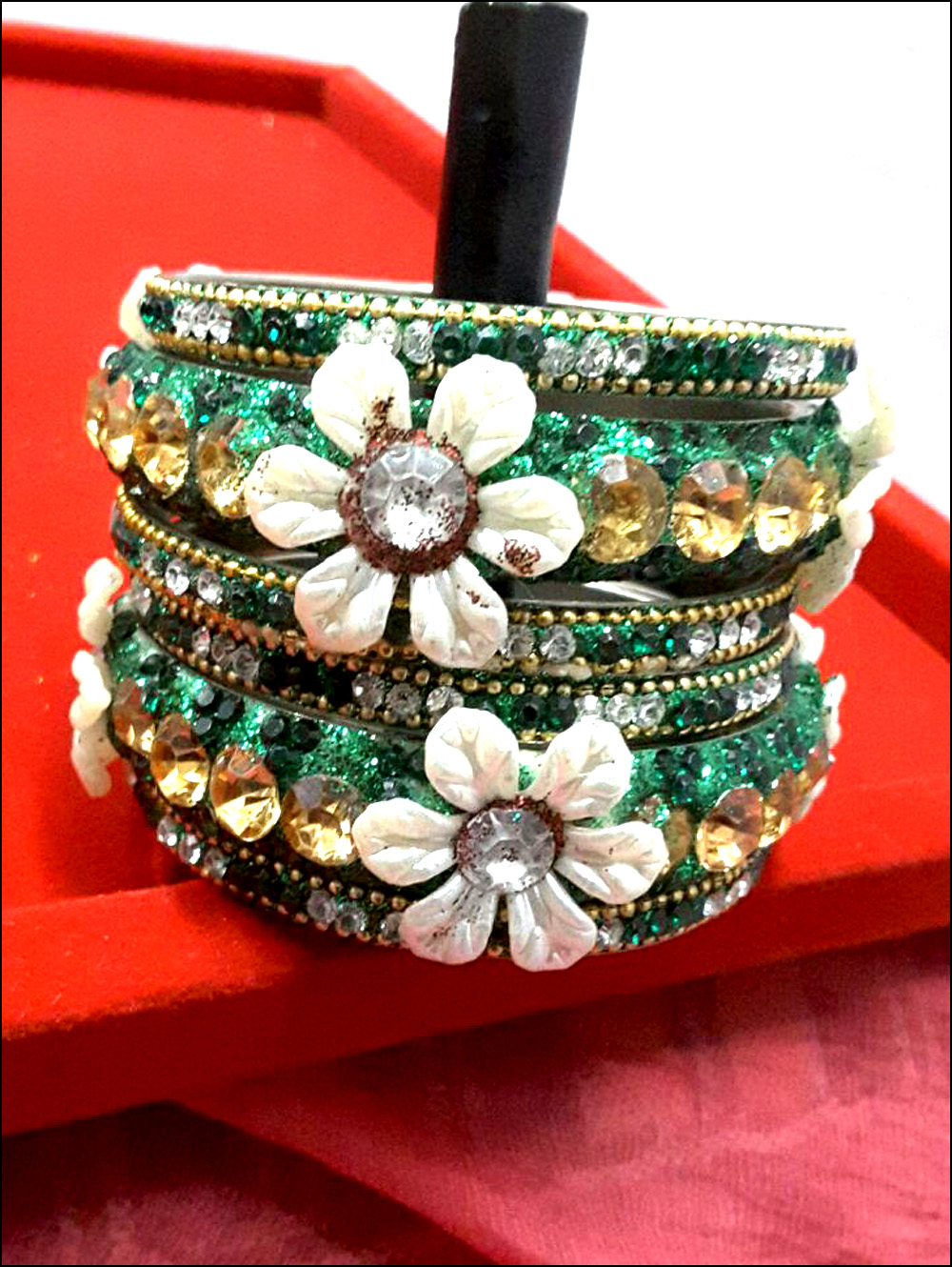 Traditional Patla With Flower Design (2.6 Size)