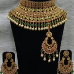 104C Green Bridal Wear Necklace Set With Maang Tika